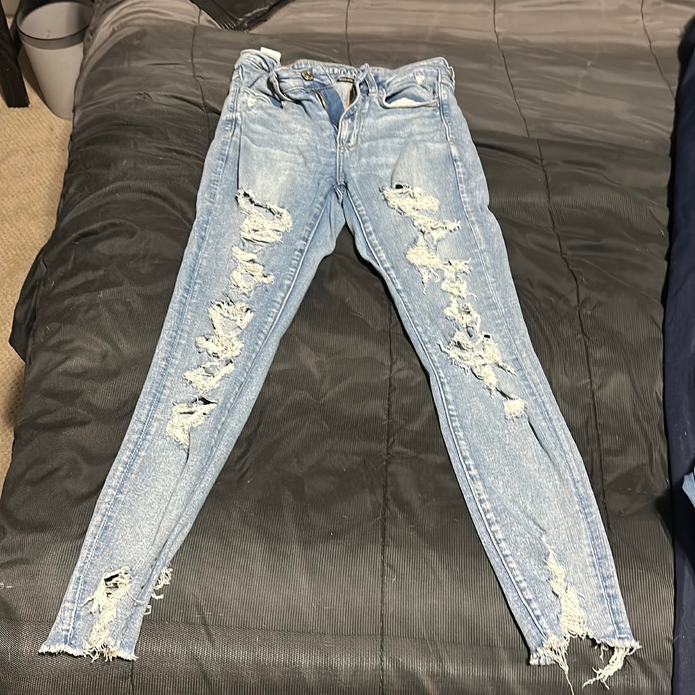 Size 6 short American eagle jeggings.